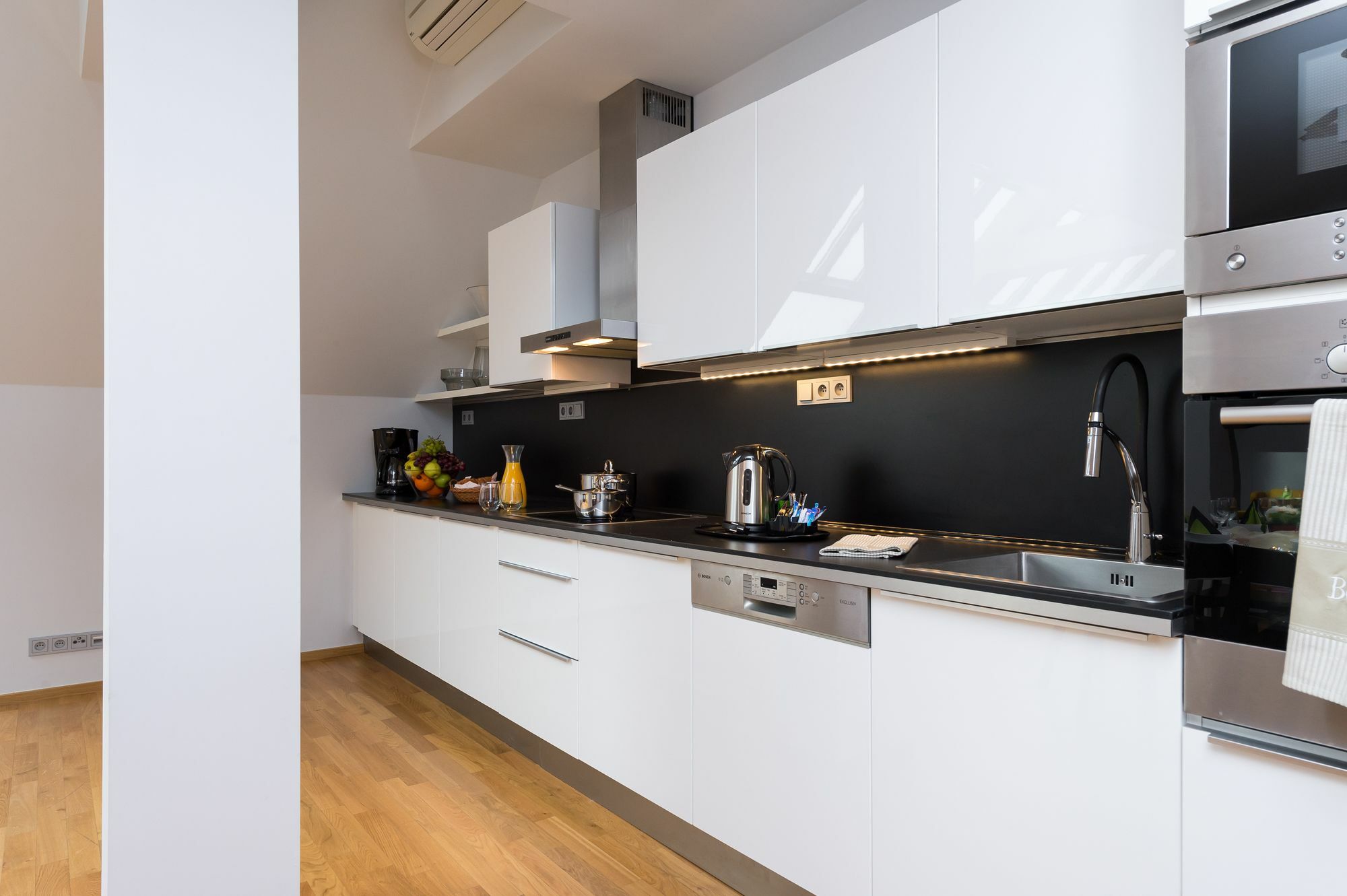 Empirent Rose Apartments Prague Exterior photo